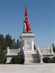 Şehit Sancaktar Mehmetçik Anıtı - Kütahya