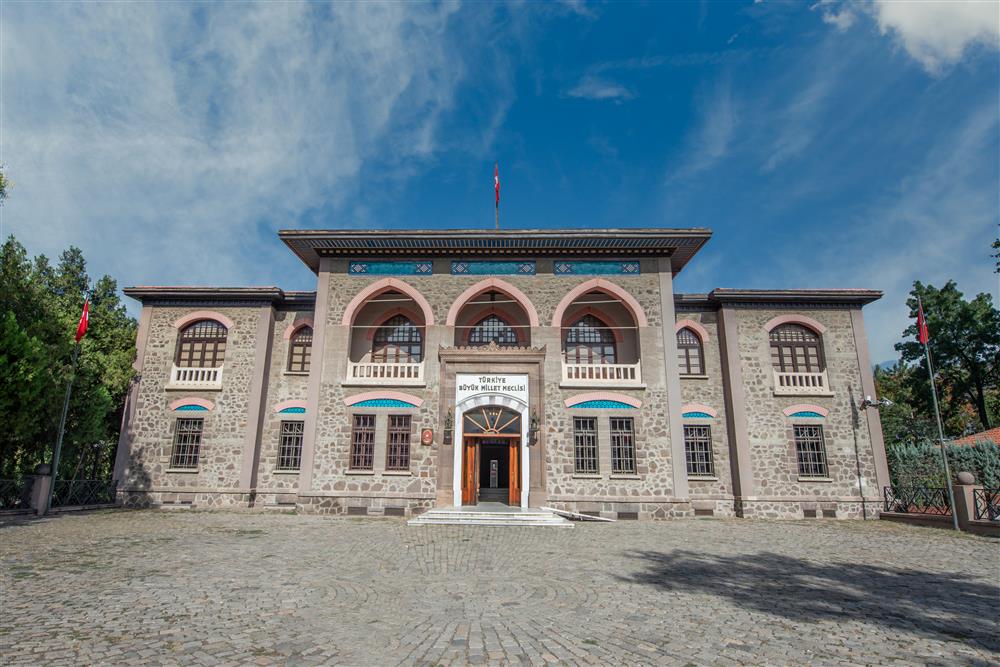 cumhuriyet müzesi 2.jpg