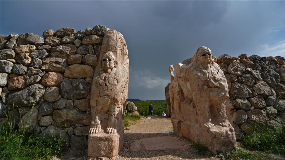 Hattuşa Sfenksli Kapı 01, Boğazkale, Çorum, foto_ Osman KESER.jpg